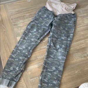 Camo maternity jeans